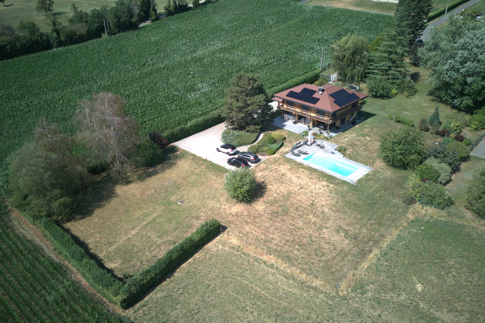 Vue aérienne brute au drone